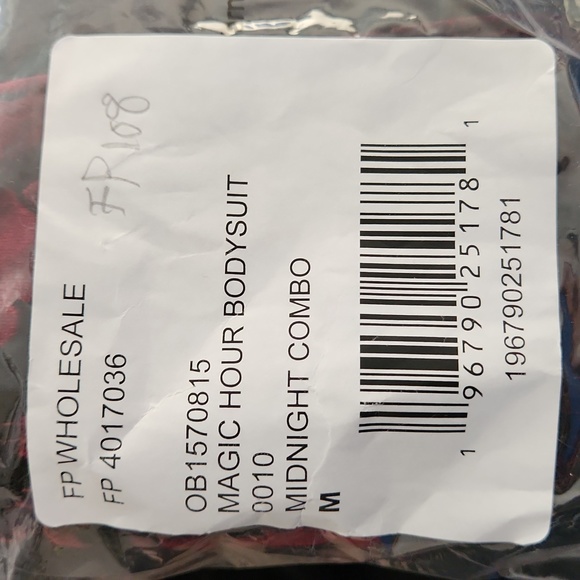 Free People Magic Hour Velvet Bodysuit in Midnight Combo Medium MSRP $98 FP109 - Picture 5 of 8